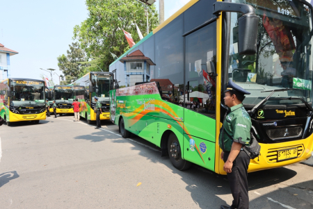  BUS TRANS JATIM KORIDOR II