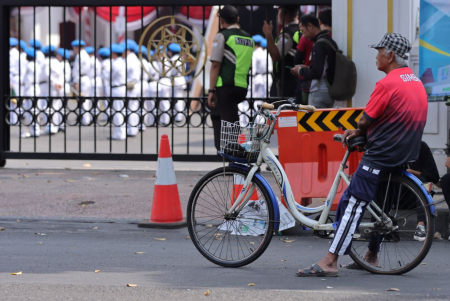 MELIHAT UPACARA HARI JADI KE 78 JAWA TIMUR
