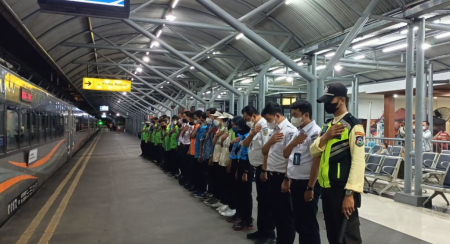 PENGHORMATAN PADA PENGGUNA KA