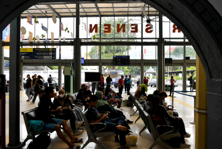 STASIUN PASAR SENEN MASIH NORMAL