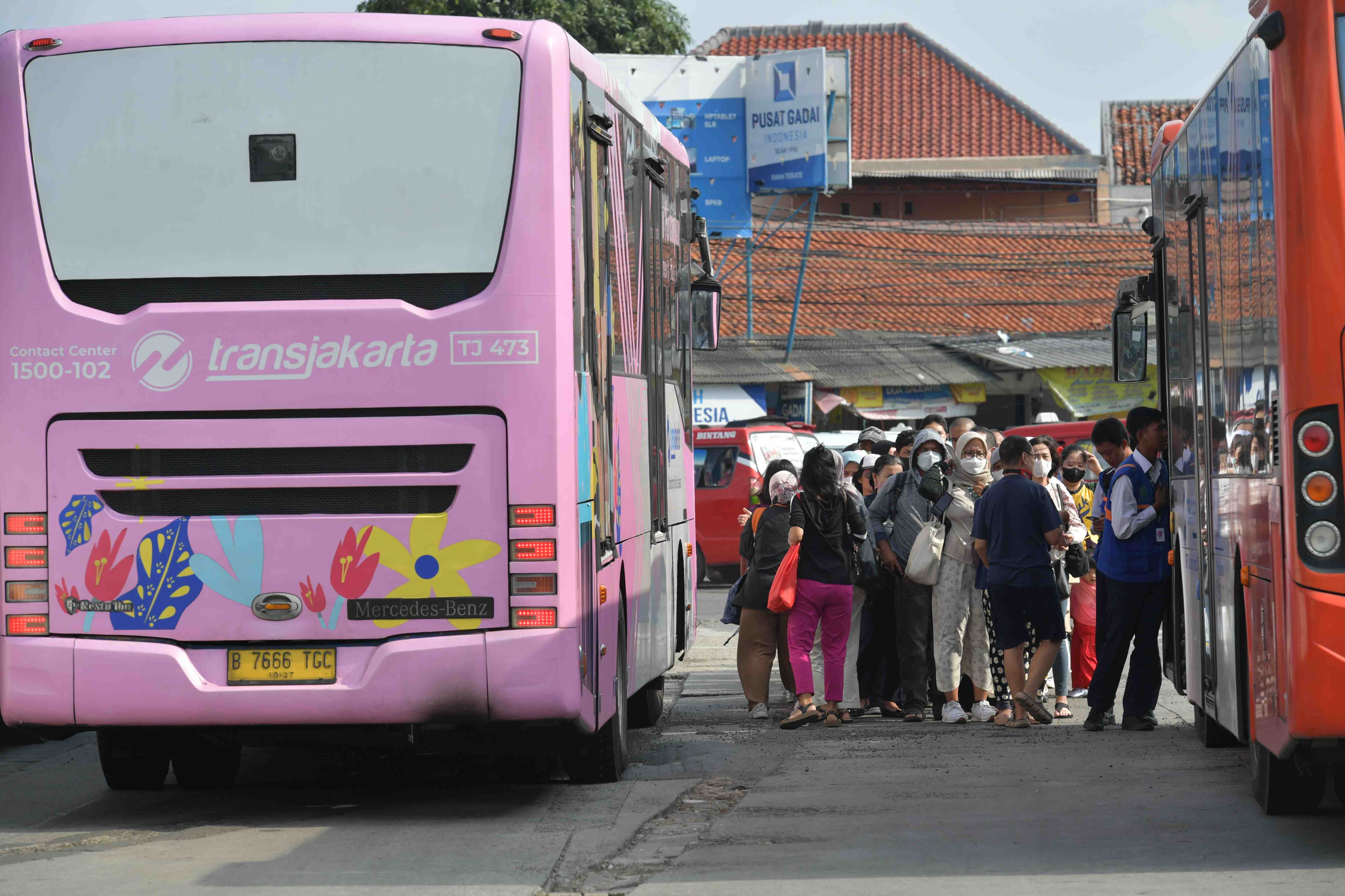 TARGET PENUMPANG TRANSJAKARTA TAHUN 2024