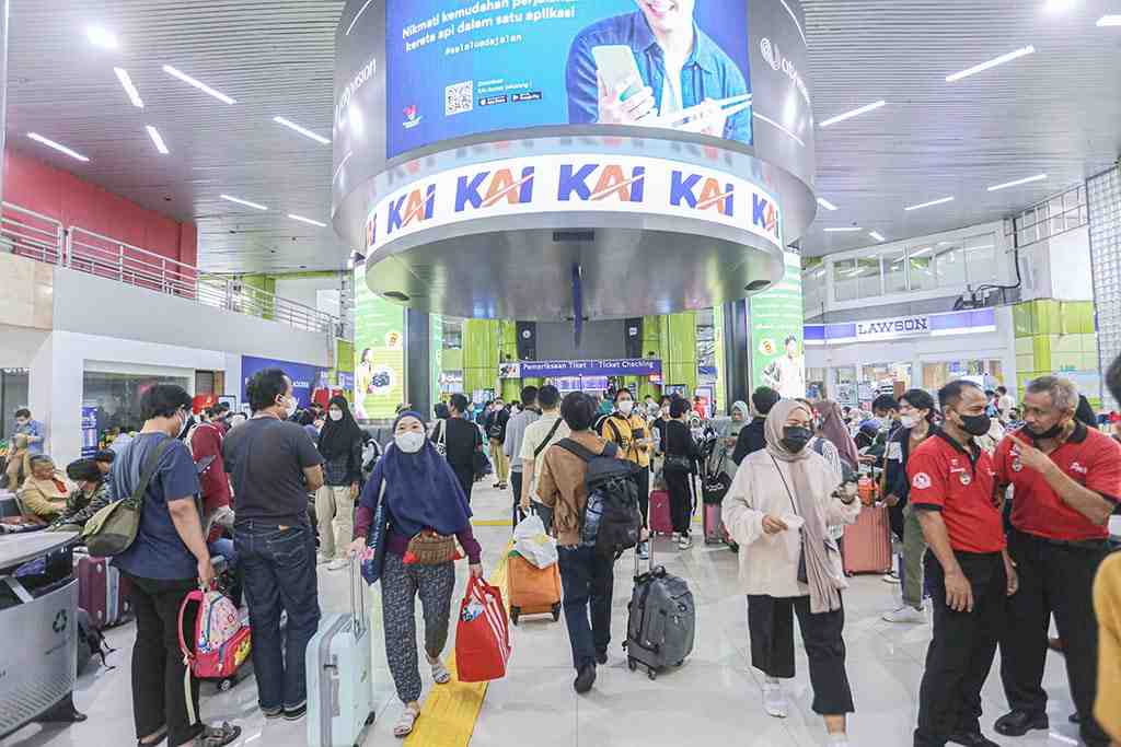ARUS LIBURAN NATARU 2023