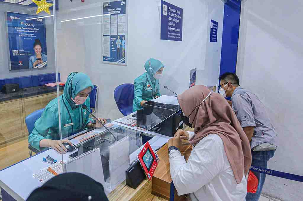 BELI TIKET DI LOKET