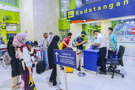 PERIKSA TIKET KERETA