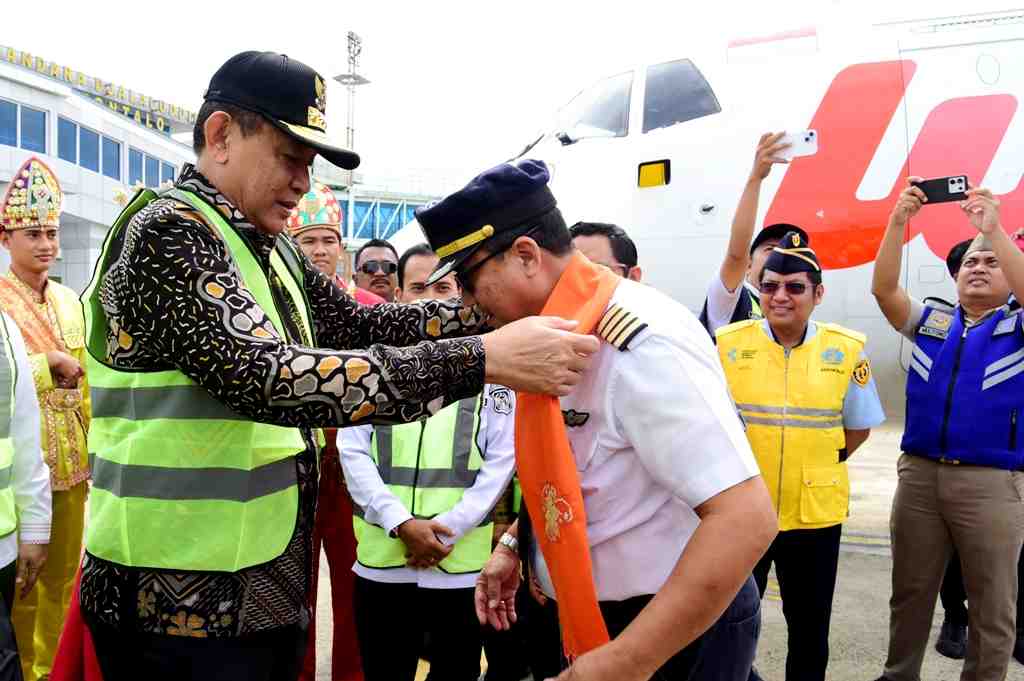 PENERBANGAN MANADO GORONTALO PALU KEMBALI DIBUKA