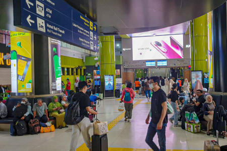 ARUS MUDIK IDULFITRI DI STASIUN GAMBIR