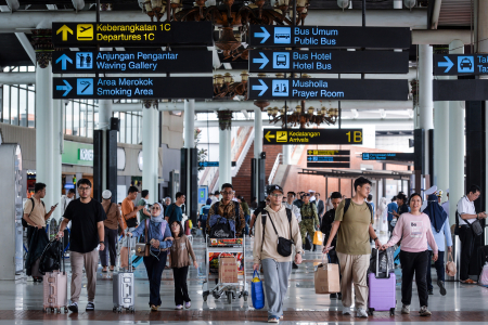 ARUS BALIK LEBARAN DI BANDARA SOEKARNO-HATTA