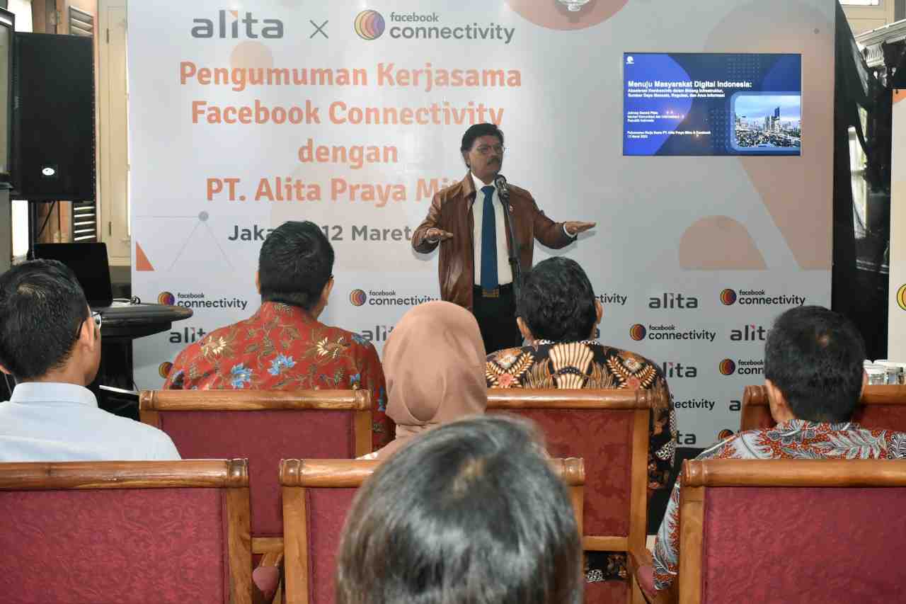 Kementerian Kominfo Dukung Sinergitas Industri untuk Pemerataan TIK