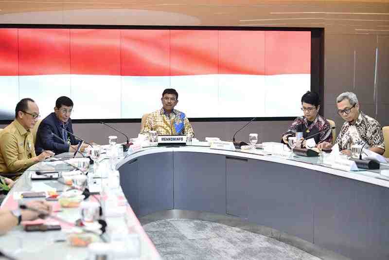[SIARAN PERS] Menkominfo Dorong Ketersediaan STB dengan Harga Terjangkau 