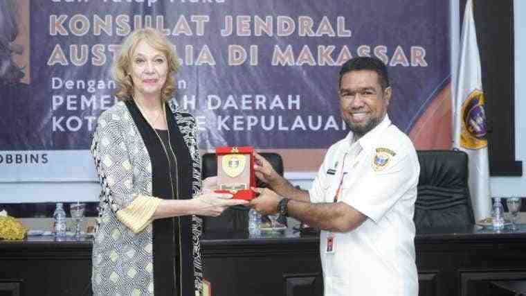 Kunjungi Tidore, Konjen Australia di Makassar Paparkan Program untuk Malut