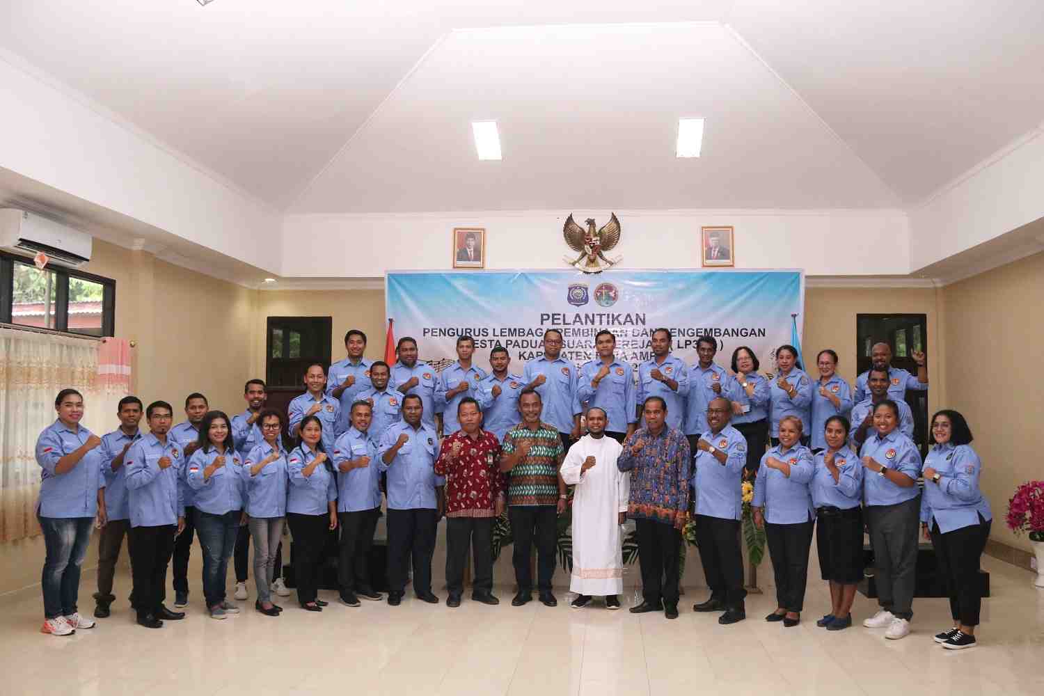 Bupati  Raja Ampat Lantik Pengurus LP3KD Raja Ampat