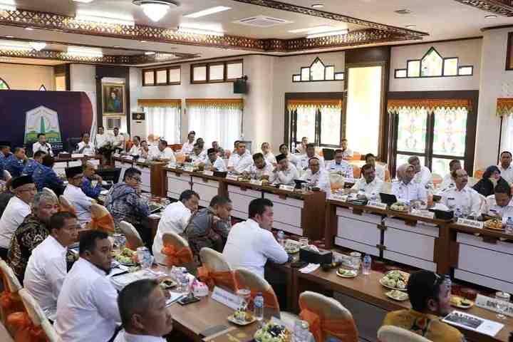 Pj Bupati Aceh Tengah Ikuti Rakor Bupati/Wali Kota Se-Aceh