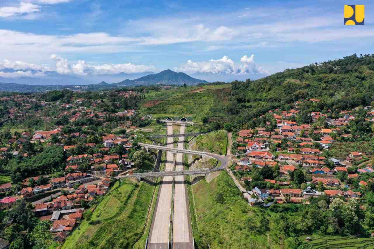 Jelang Mudik Lebaran 2023, Jalan Lintas Utara Jawa Hampir Rampung