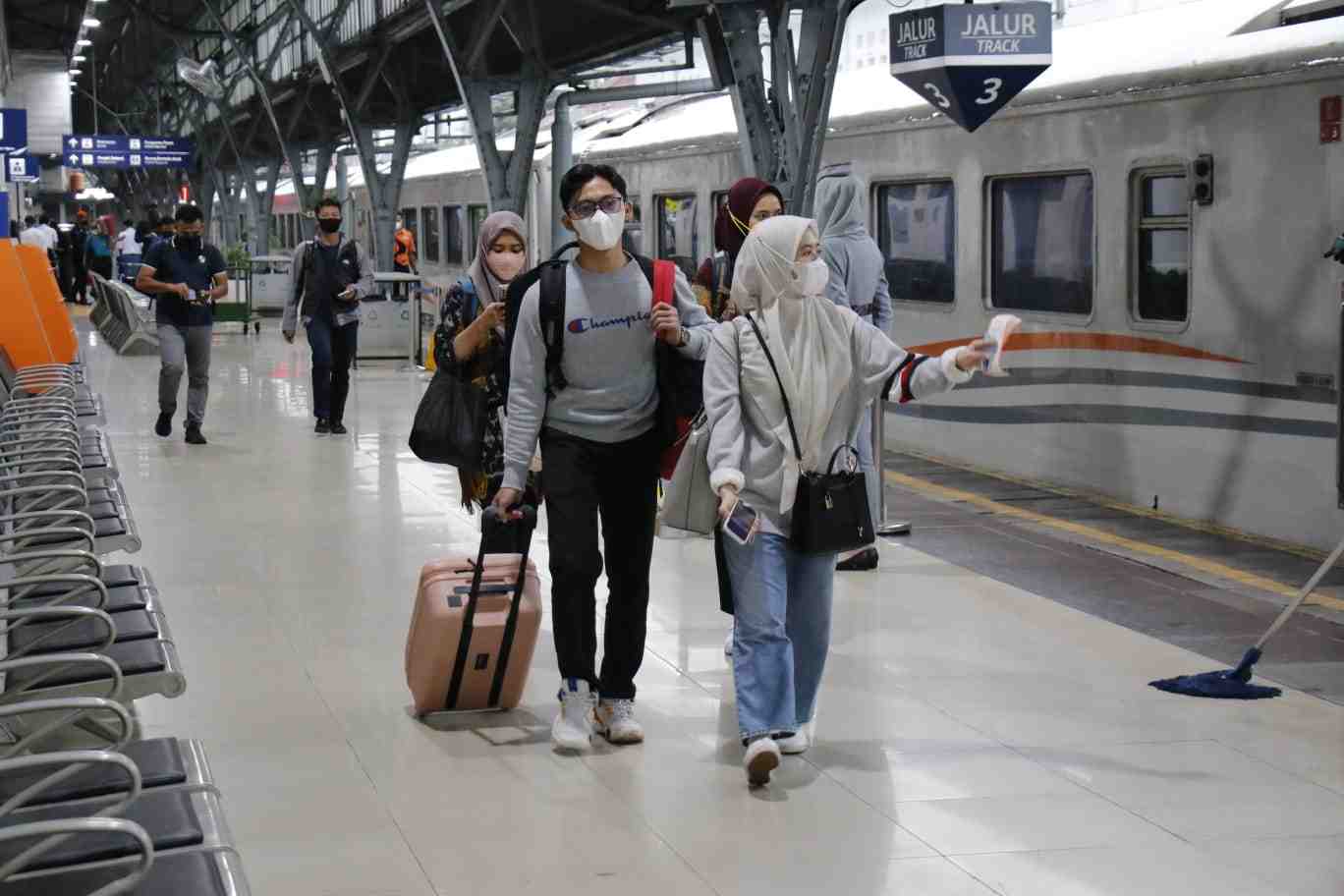 Daop 1 Jakarta Beri Tiket Murah untuk Kepulangan Lebaran hingga 3 Mei 2023