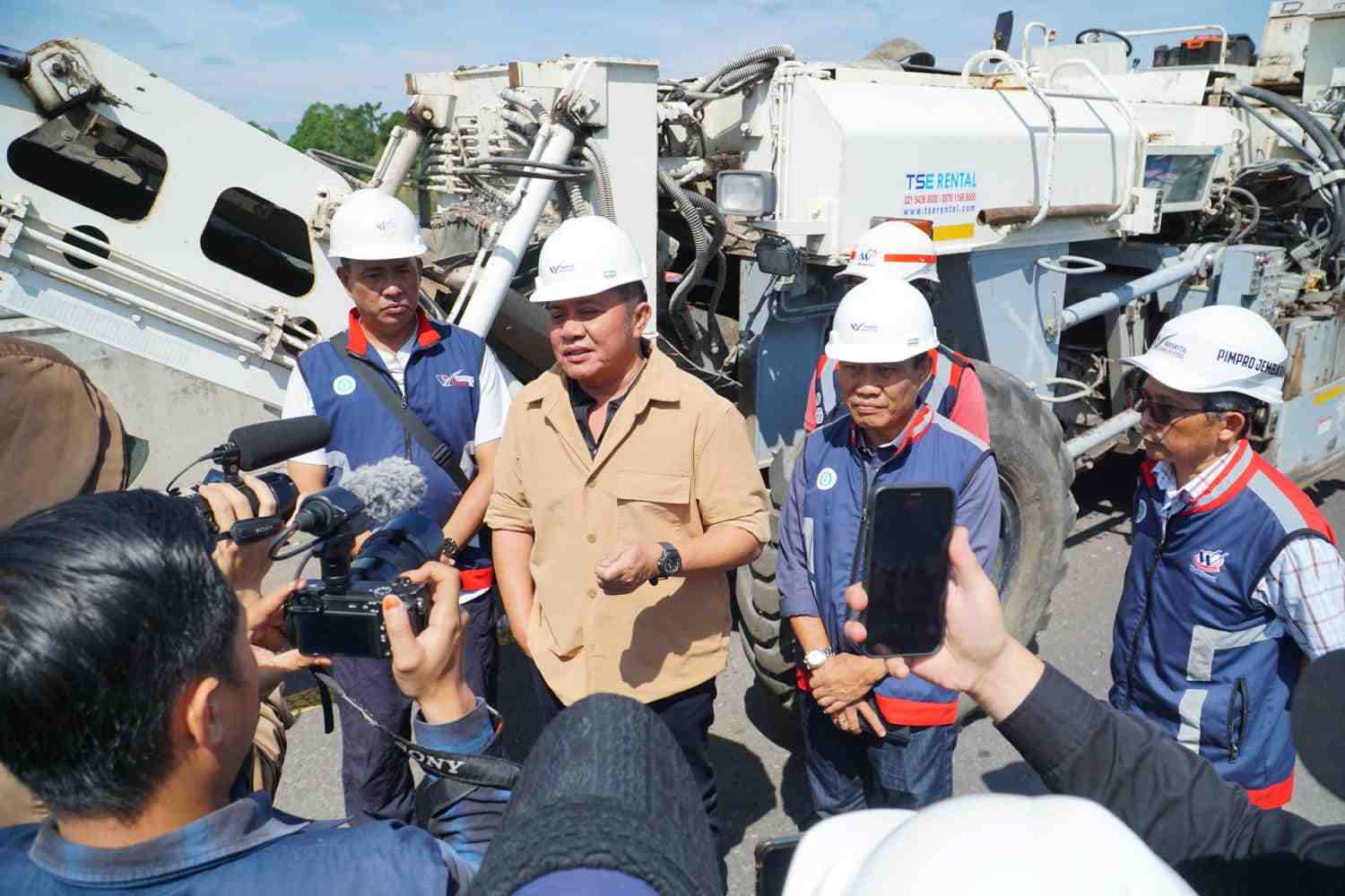 HD Pastikan Ruas Tol Palembang Kayu Agung Siap Dilalui Pemudik Lebaran 
