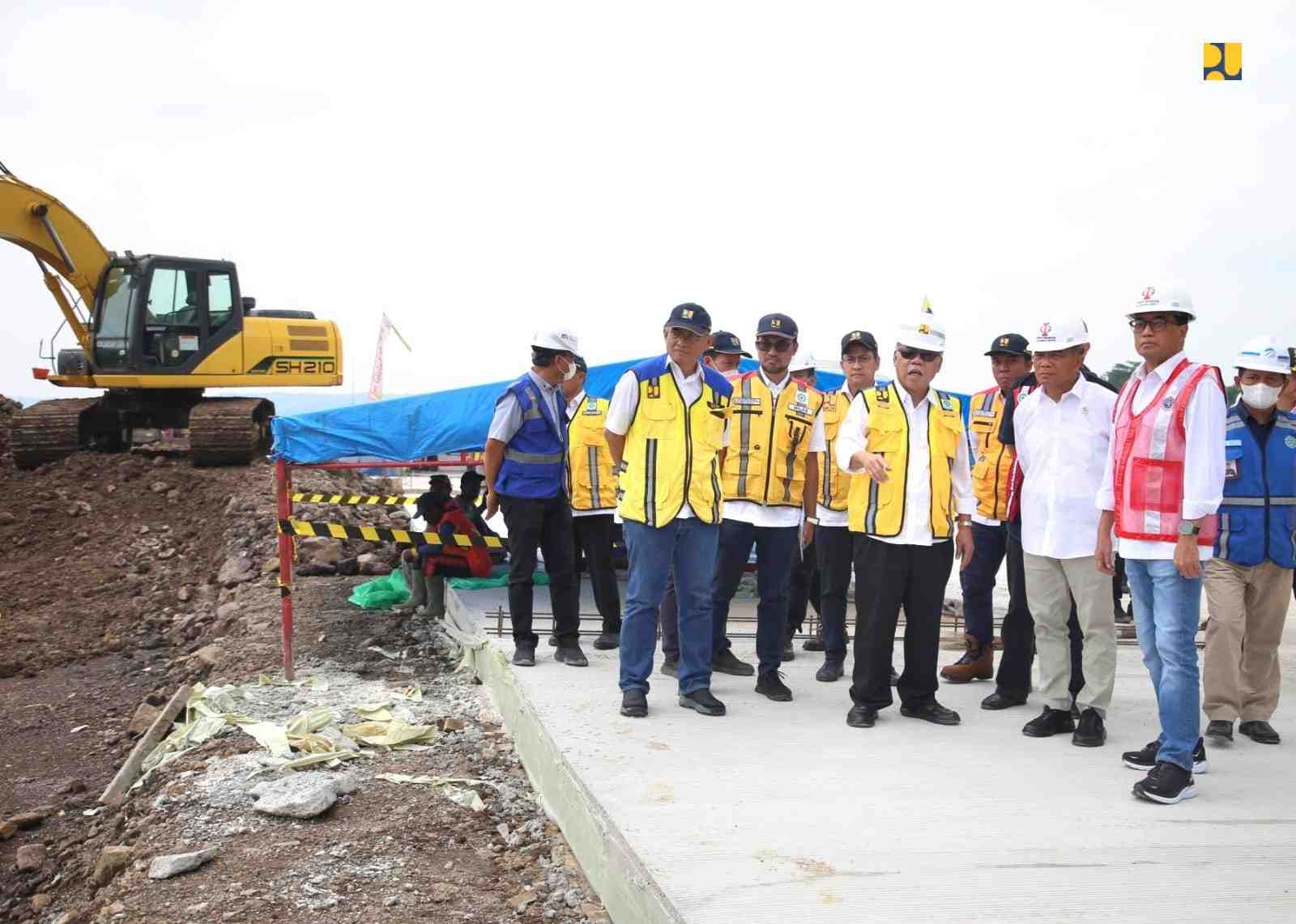 Fungsional di Lebaran, Tol Cisumdawu Ditarget Operasi Penuh Mei 2023