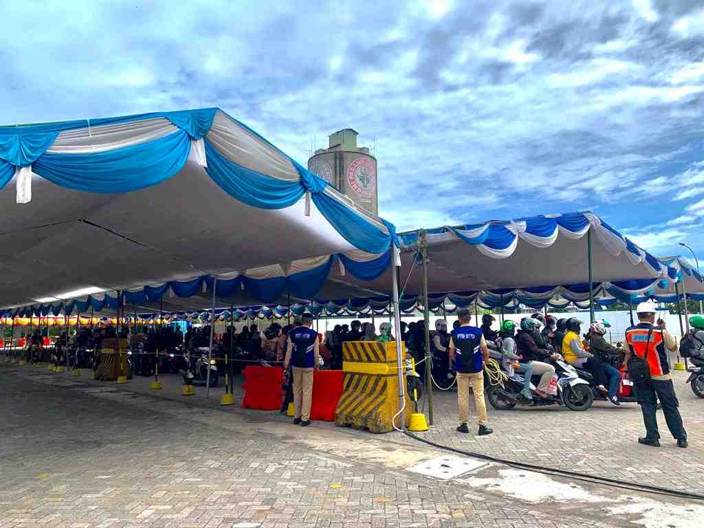 H-7 Lebaran 2023, Penyeberangan Roda Dua dan Truk Logistik via Ciwandan Mengalir Lancar