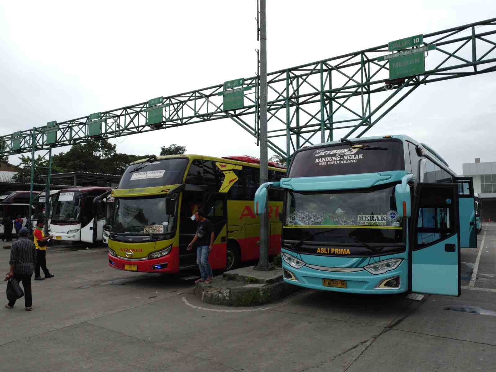 Kemenhub Perkirakan Puncak Arus Mudik Jalur Darat Terjadi di 21 April 2023