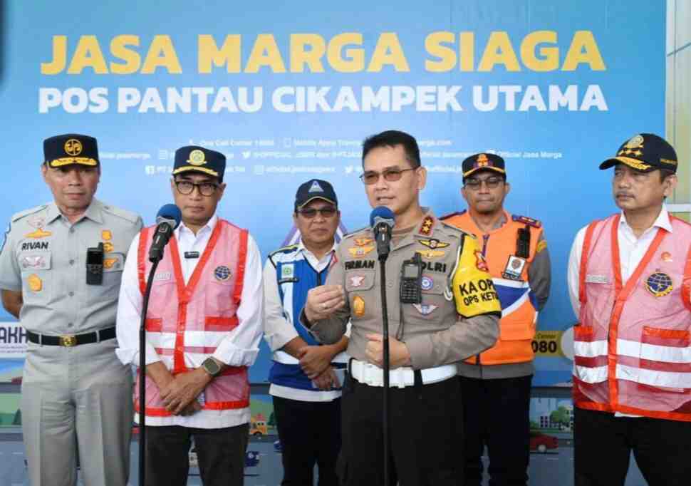 Arus Balik Kendaraan di Tol Cikampek dan Cipali Terpantau Ramai Lancar