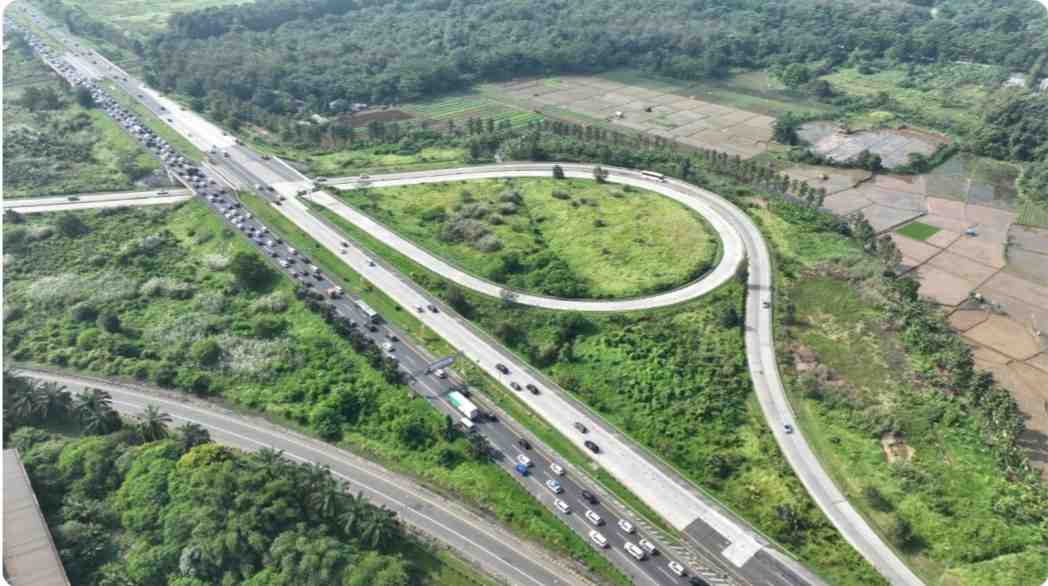 Satu Arah Masih Berlaku Mulai Km 68 Tol Jakarta-Cikampek sampai Km 414 GT Kalikangkung