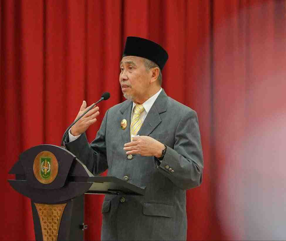 Jabat Pj Bupati Kampar, Gubernur Minta Firdaus Lanjutkan Program Kerja Kamsol