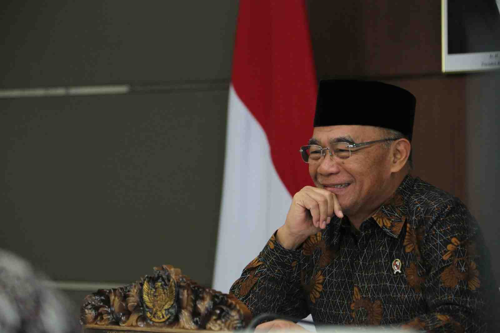 Menko PMK: Petugas Haji Harus Proaktif 
