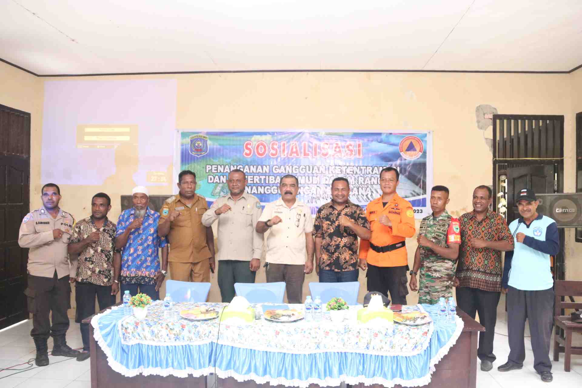 Raja Ampat Sosialisaikan Penanggulangan Bencana Banjir dan Tanah Longsor di  Kampung Warsambin