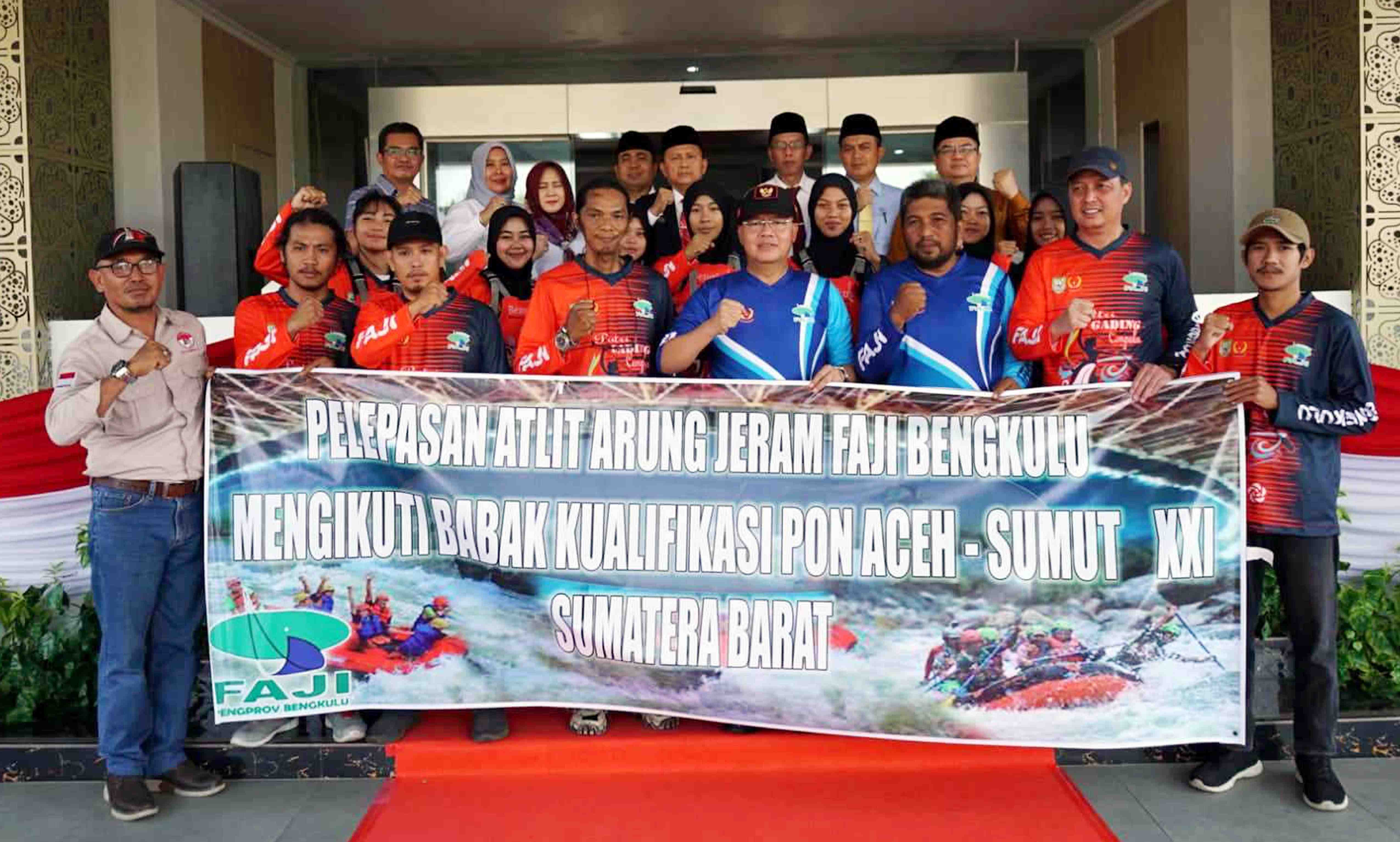 Lepas Kontingen Arung Jeram Bengkulu ke Pra-PON Sumbar, Gubernur Rohidin Berikan Semangat Bertanding