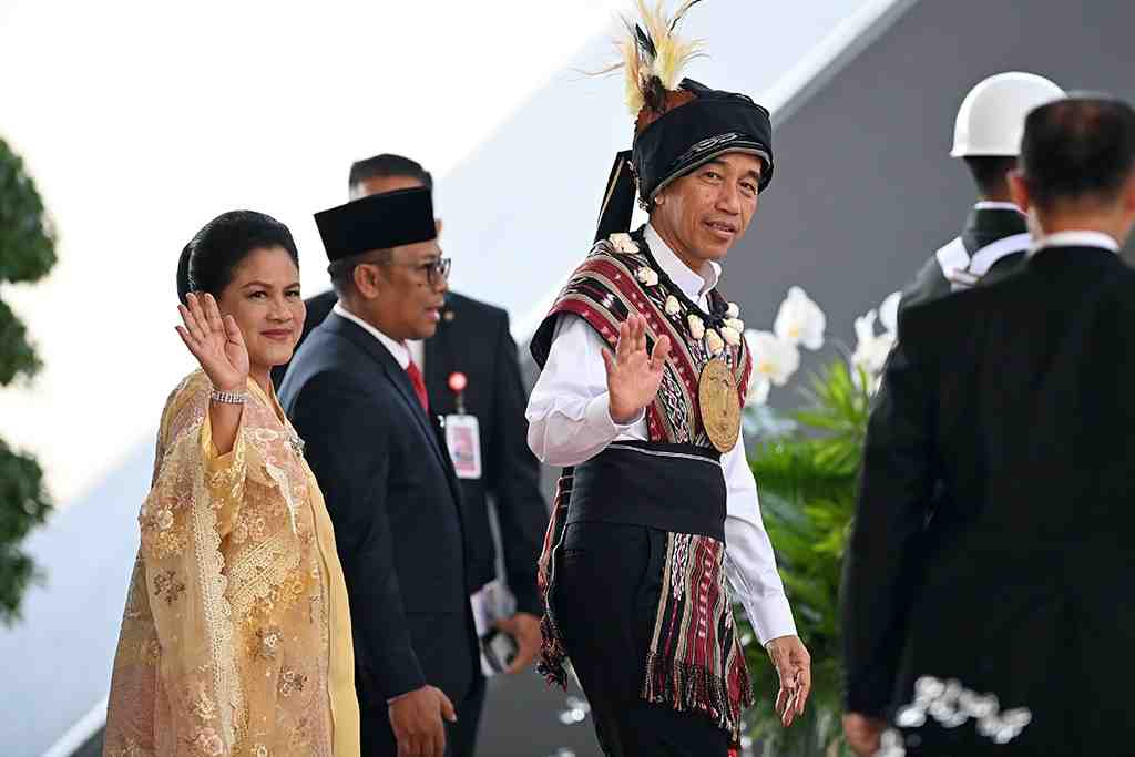 [SIARAN PERS] Presiden Jokowi Kenakan Baju Adat Tanimbar di Sidang Tahunan MPR