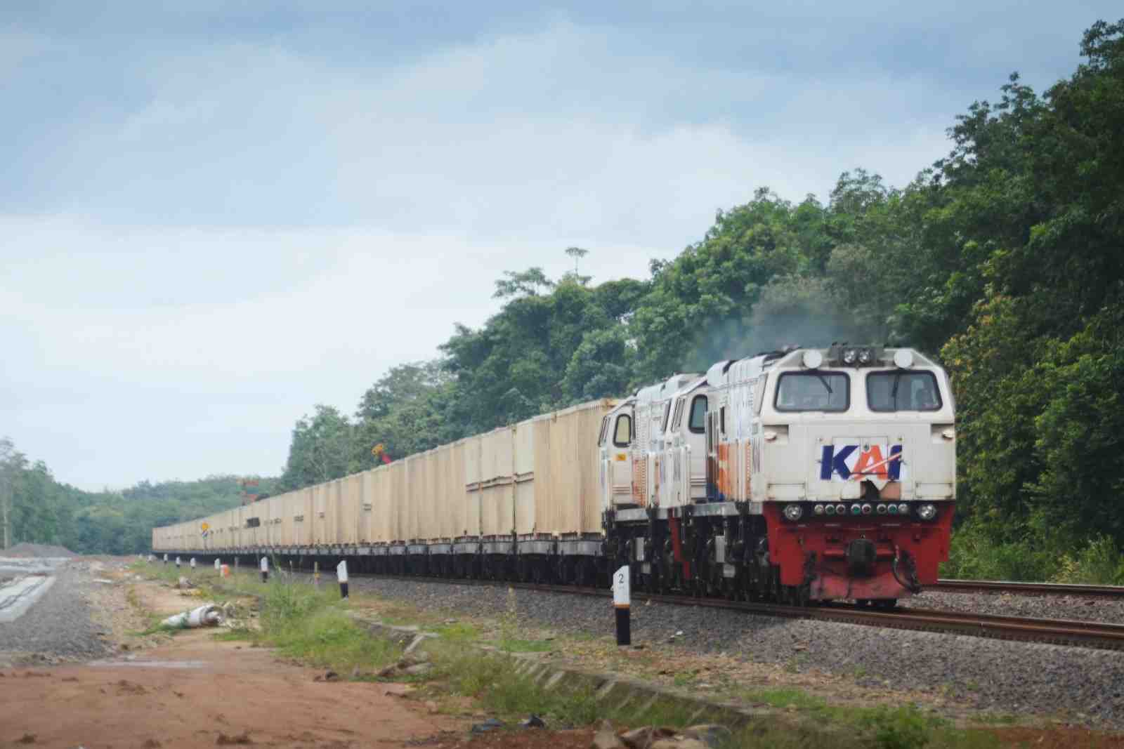 Penggunaan Transportasi Rel Untuk Angkutan Barang di Indonesia Perlu Ditingkatkan