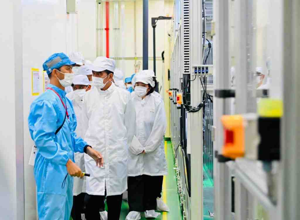 Pabrik Baterai Terbesar se-ASEAN Beroperasi Awal Tahun Depan di Indonesia
