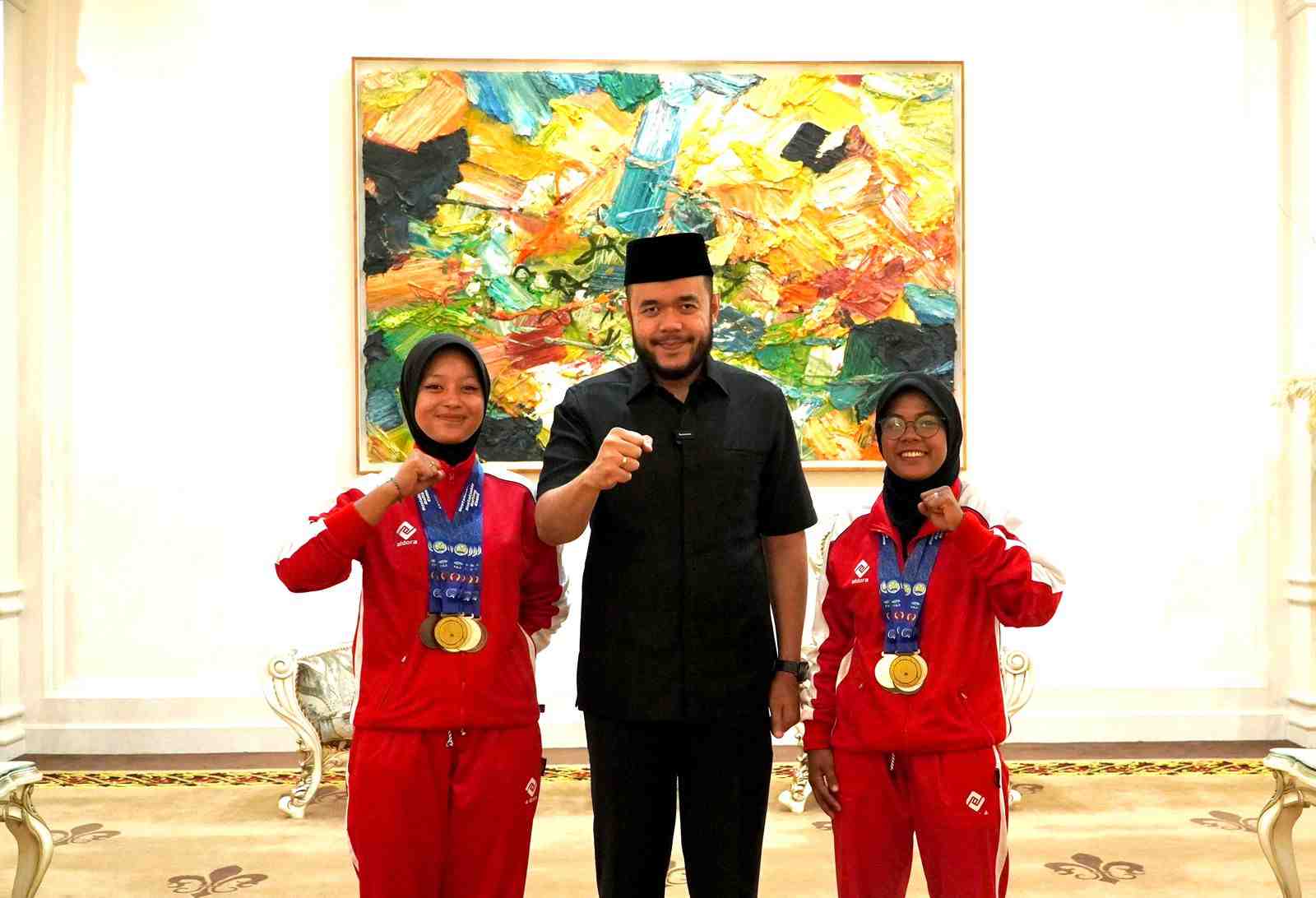 Raih Emas di BK PON, Wako Fadly Amran Apresiasi Atlet FAJI Puteri Padang Panjang