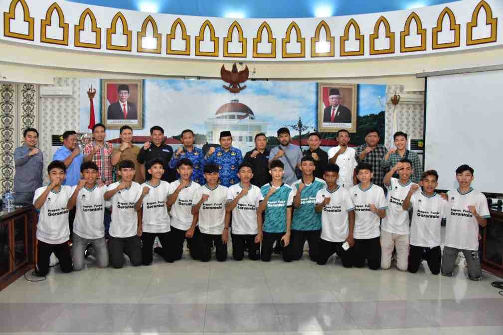 Penjagub Gorontalo Lepas Atlet Futsal Pra-PON 2024 ke Sulawesi Tengah