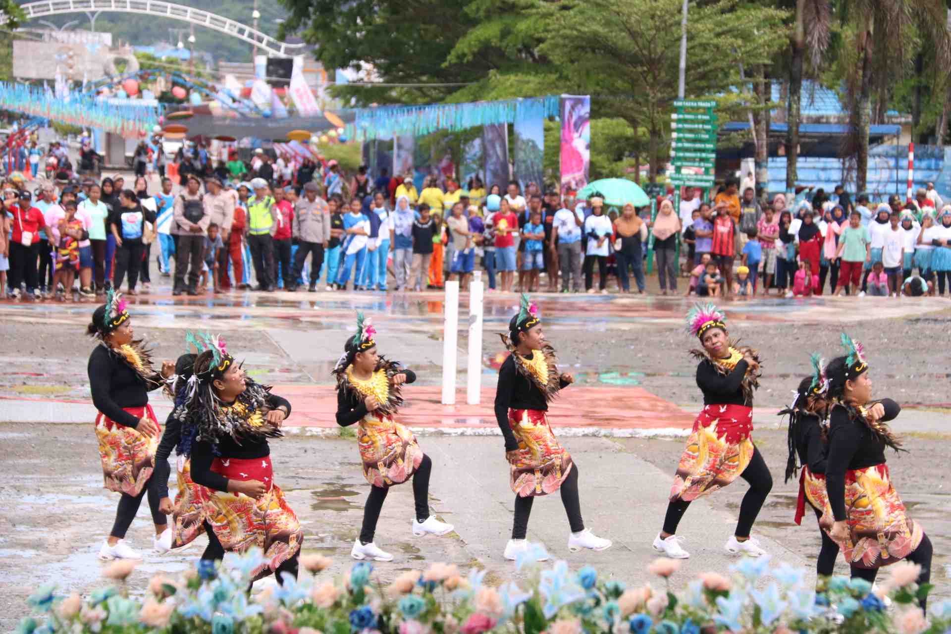 Lomba Senam Kreasi Meriahkan Festival Pesona Raja Ampat