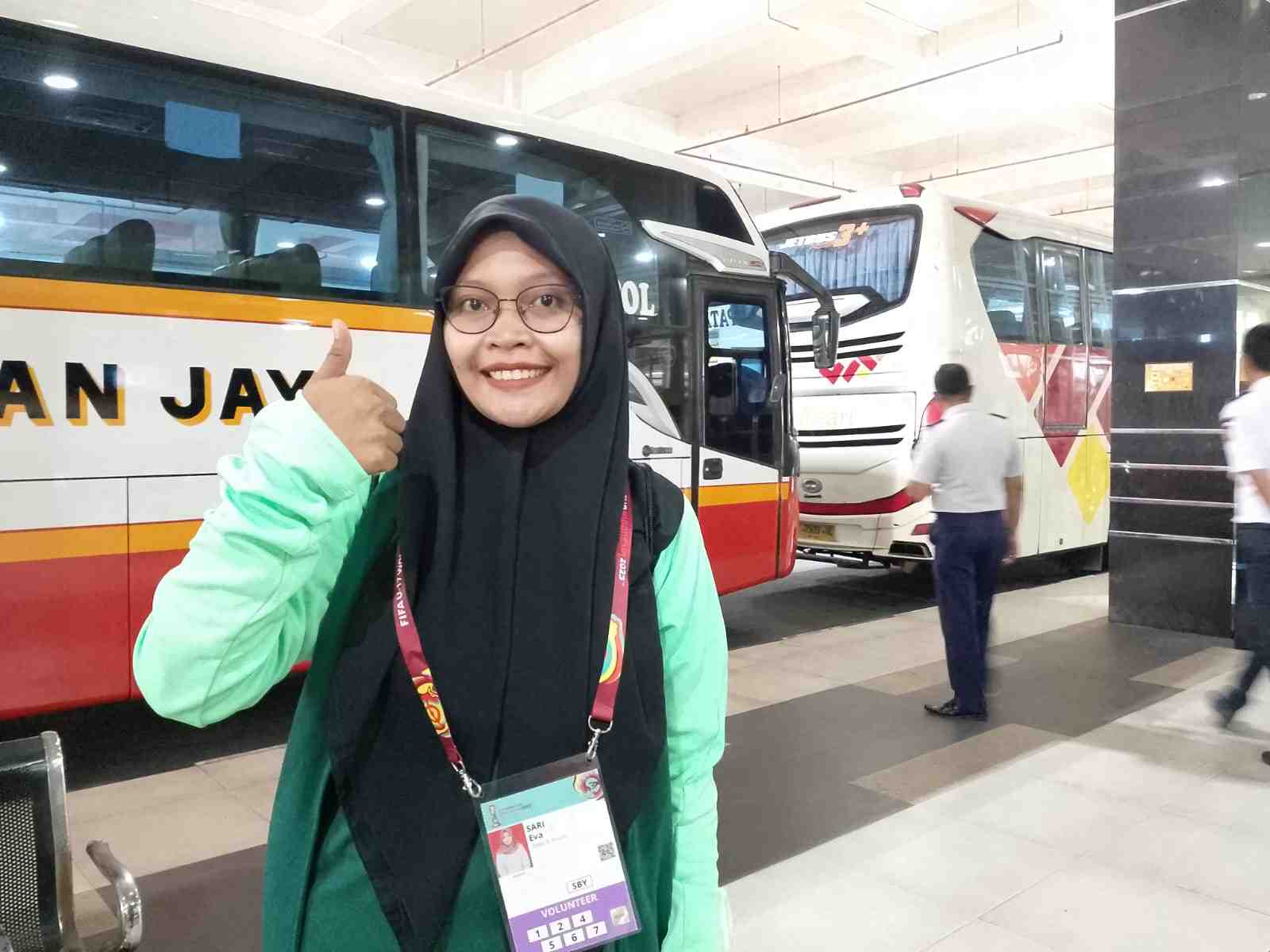Berawal Suka Sepak Bola, Eva Bersyukur Jadi Relawan di Piala Dunia U-17