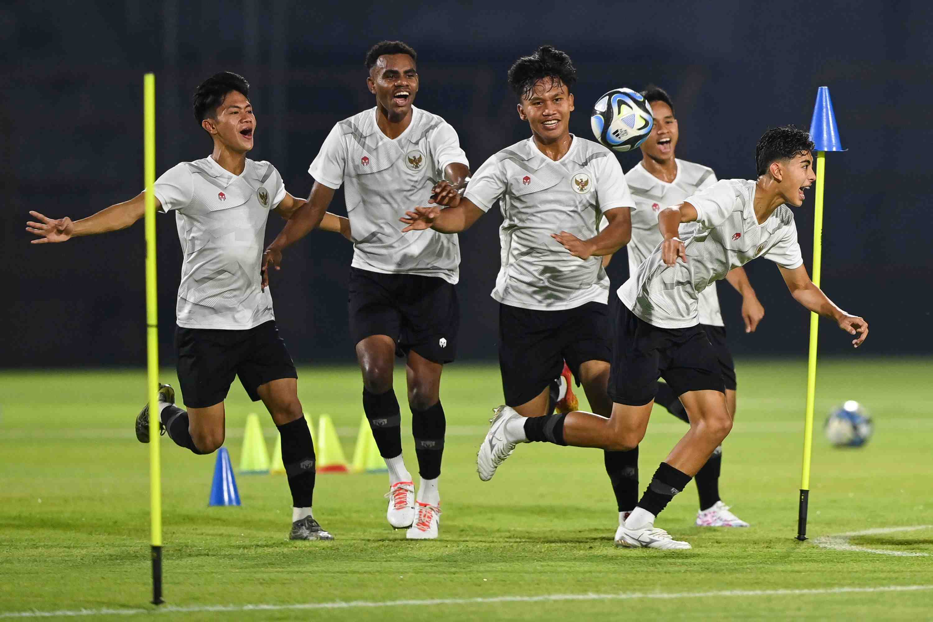 Ditangani Wishnutama, Seremoni Pembukaan Piala Dunia U-17 di GBT Surabaya Dimeriahkan Dua Artis Beda Genre