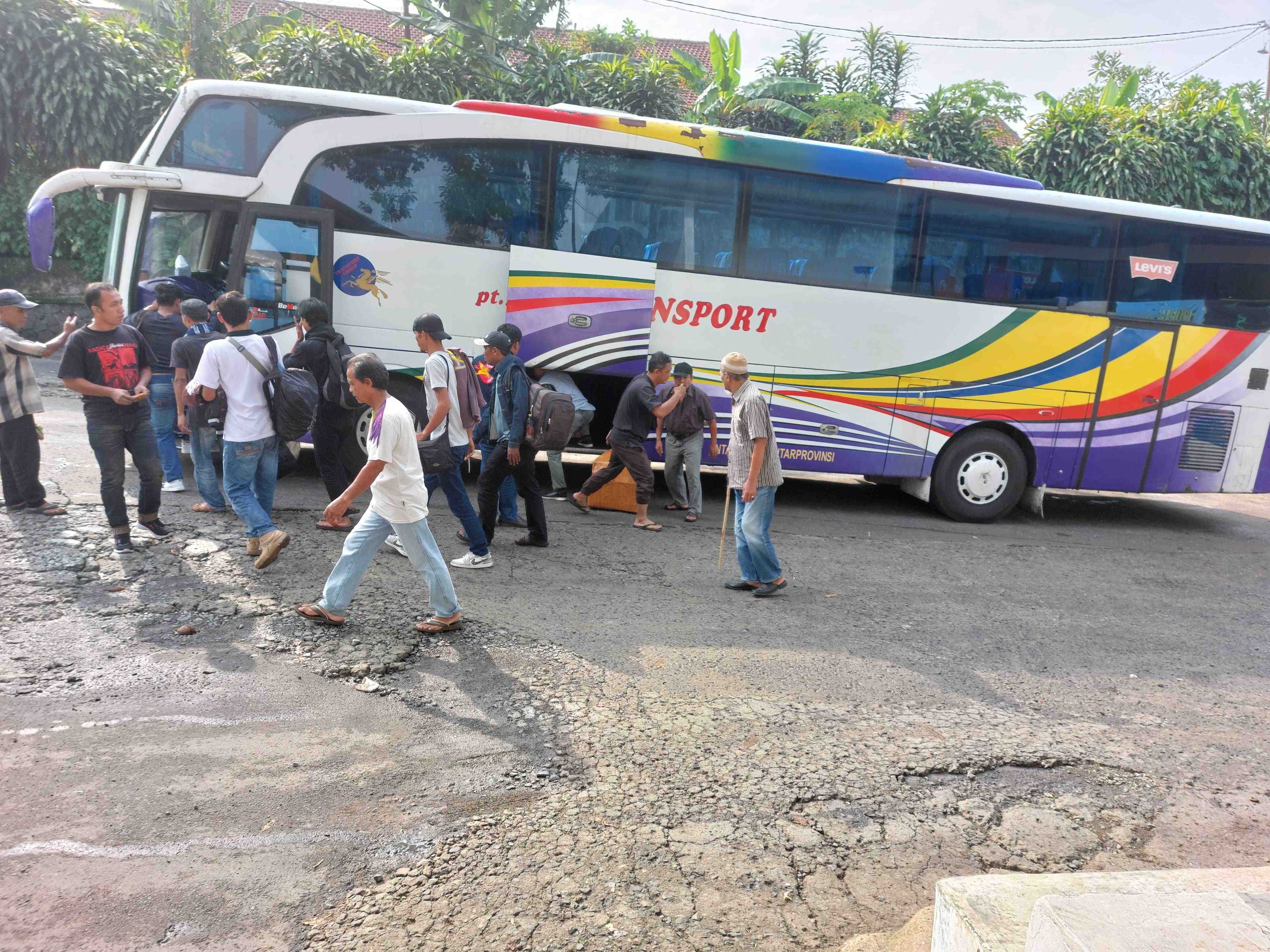 Belum Ada Lonjakan Penumpang di Terminal Baranangsiang