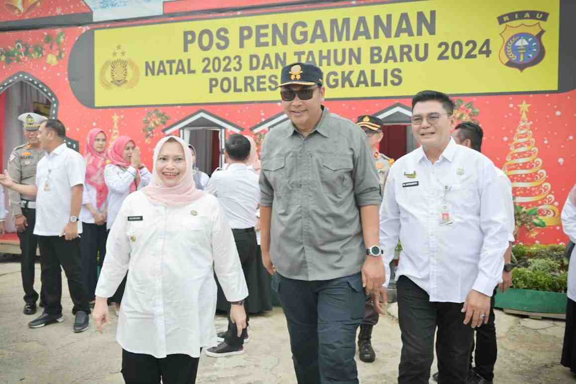 Pastikan Berjalan Aman dan Kondusif, Bupati Bengkalis Tinjau Posko Pengamanan Nataru