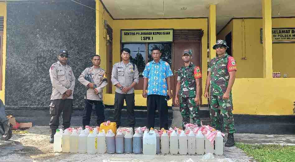 Jelang Natal & Tahun Baru,  Aparat Keamanan Gagalkan Penyelundupan 300 Liter Miras Lokal di Misool 