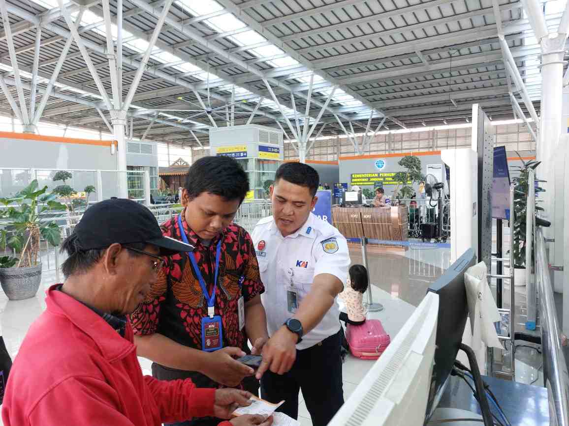 Stasiun Bekasi sudah Memberangkatkan 9.026 Pemudik Nataru