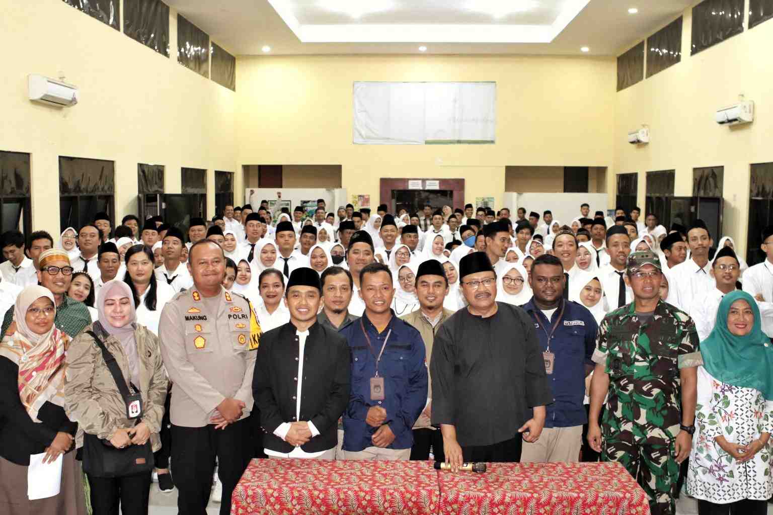 Wali Kota Pasuruan Pantau Pelantikan Serentak KPPS Pemilu 2024 