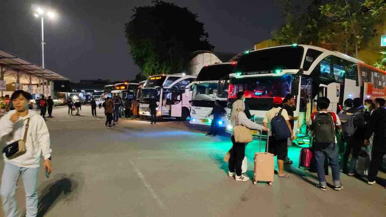 DAMRI Catat Sejumlah Rute Favorit selama Libur Nataru 2023/2024