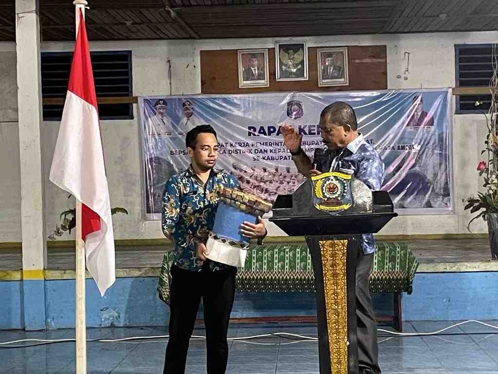Tutup Raker, Asisten I Setda Raja Ampat Harap Materi Raker Diimplemtasikan   