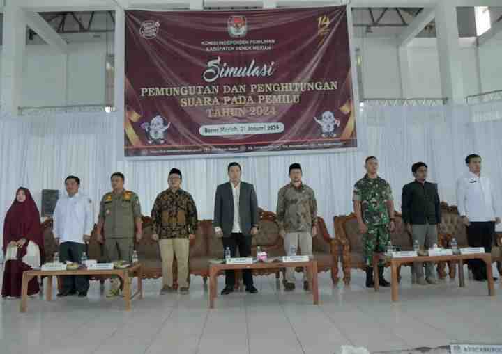 Pj Bupati Haili Yoga Saksikan Simulasi Pemungutan Suara Pemilu 2024