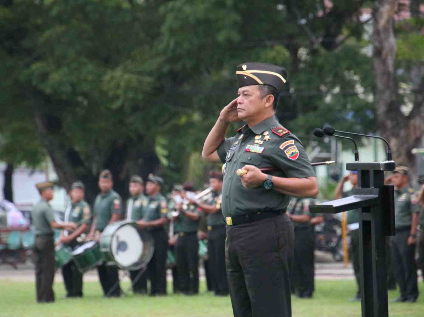 Jadi Irup Upacara Bulanan, Danrem 032/Wirabraja Tegaskan Netralitas Prajurit TNI pada Pemilu 2024