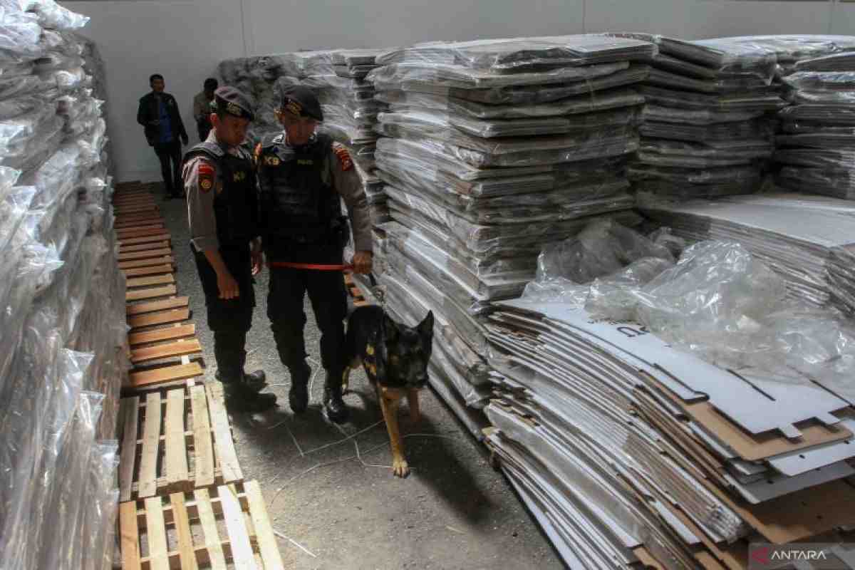 [SIARAN PERS] Polri Pastikan Kesiapan Pengamanan Distribusi Logistik Pemilu