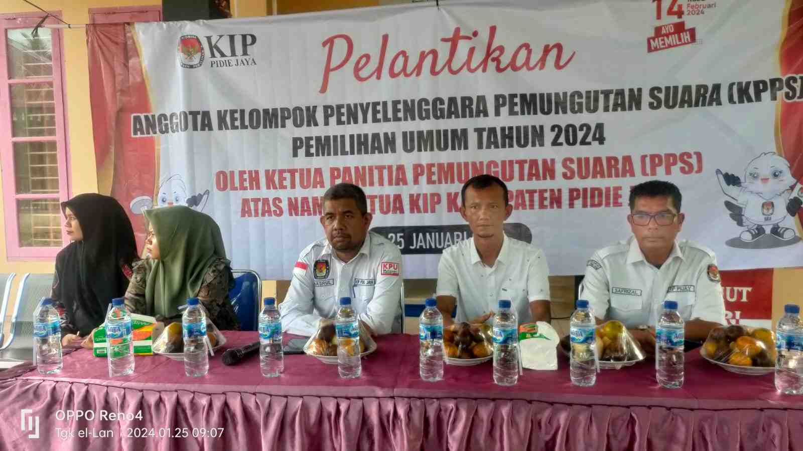 Ribuan Petugas KPPS KIP Pidie Jaya Resmi Dilantik untuk Pemilu 2024
