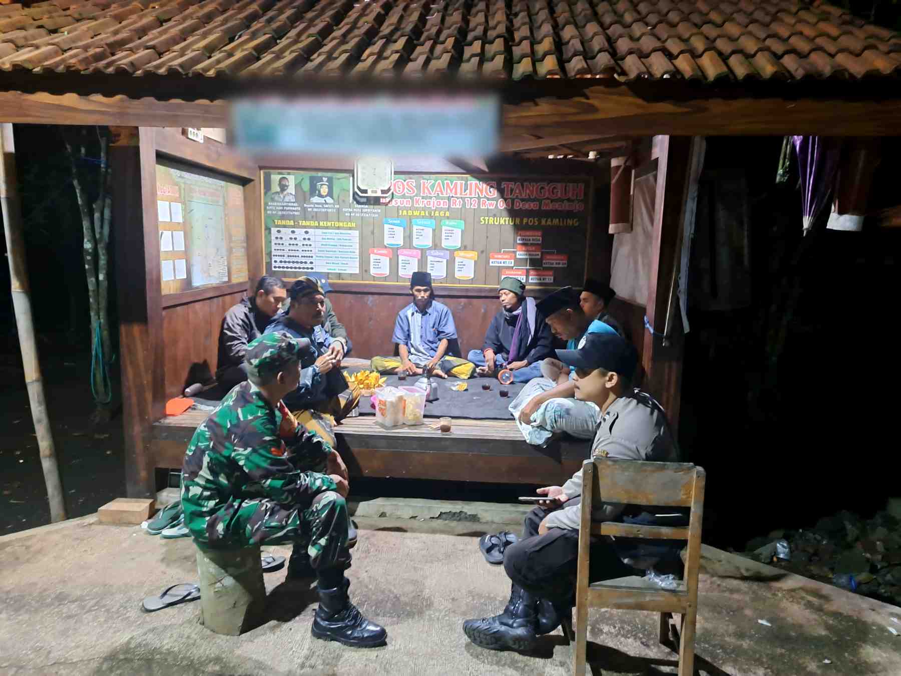 Hadapi Pemilu, Satlinmas Desa Ranubedali Lumajang Disiapkan untuk Jaga Keamanan Desa