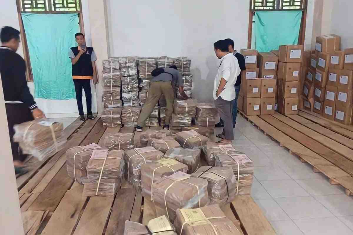 Distribusi Logistik Pemilu di Kabupaten OKU Capai 100 Persen