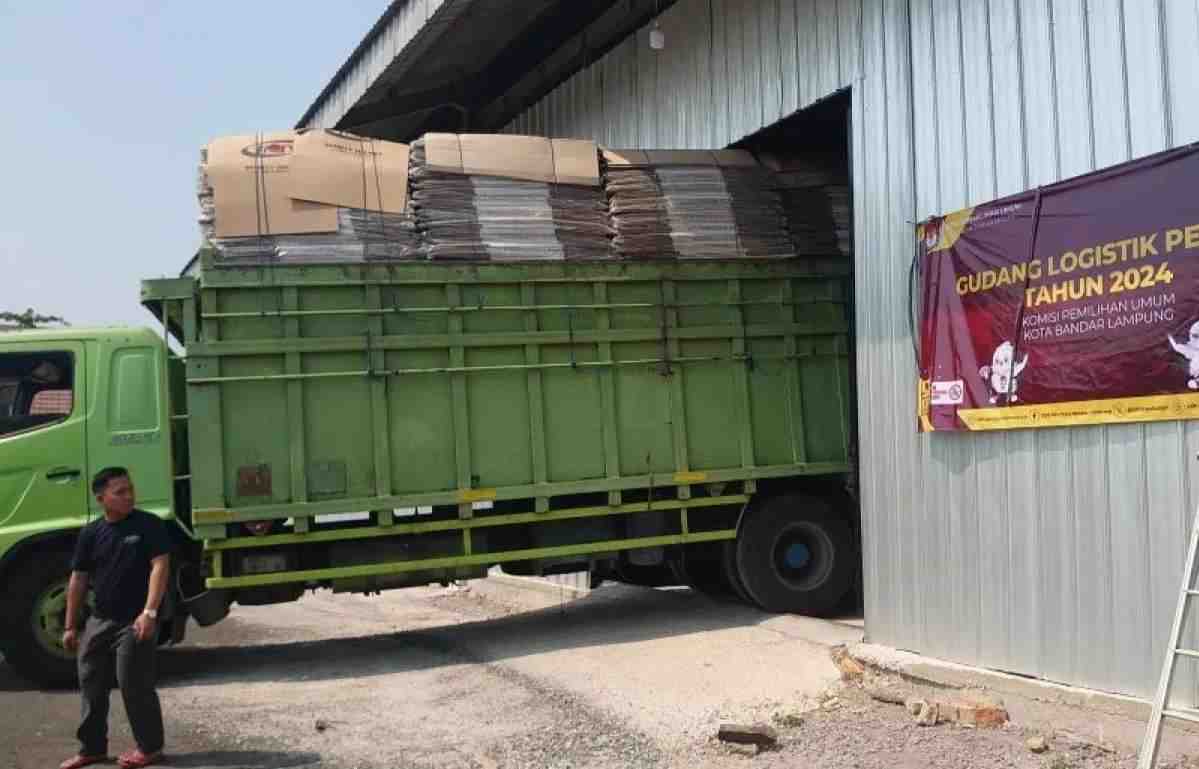 Distribusikan Logistik Pemilu 2024, KPU Bandar Lampung Gunakan Pihak Ketiga